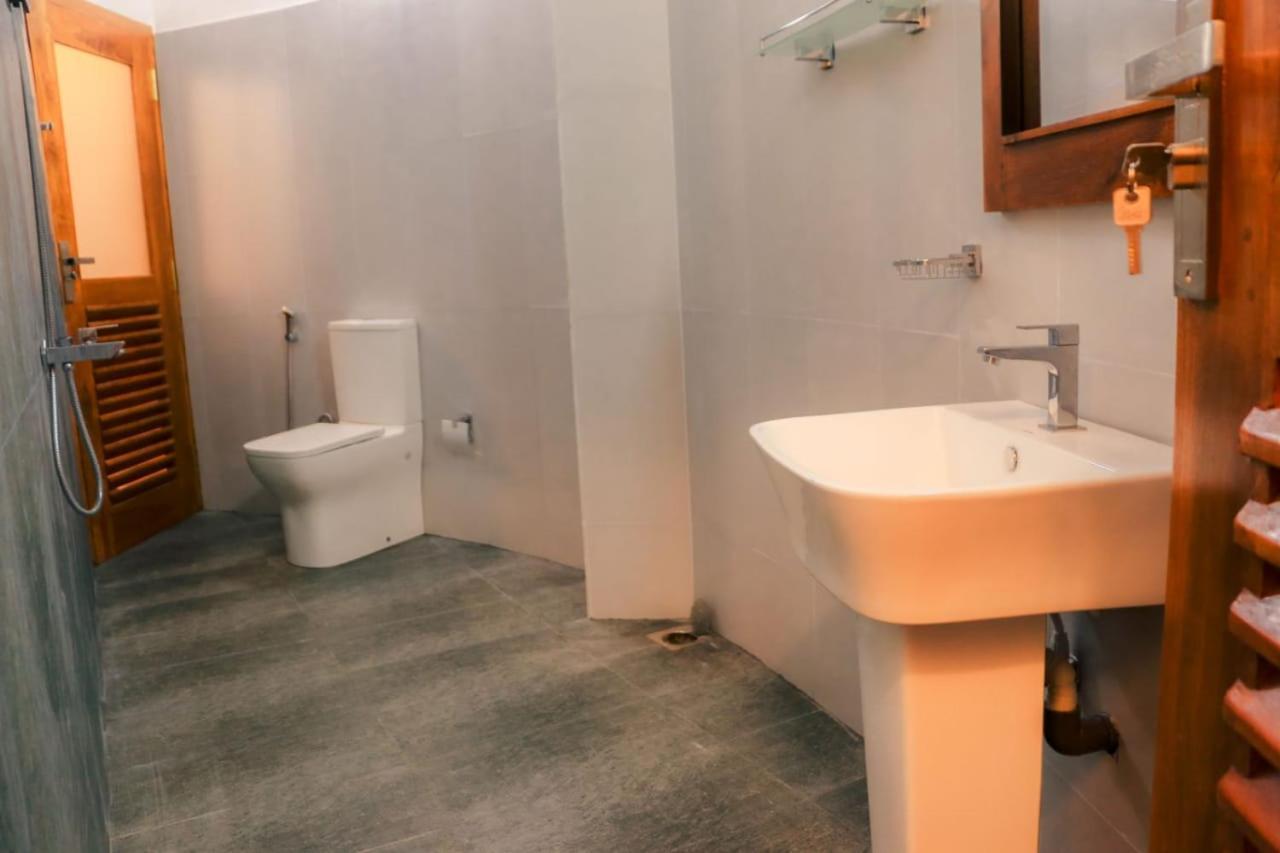 Senu Lagoon Villa 坦加拉 外观 照片