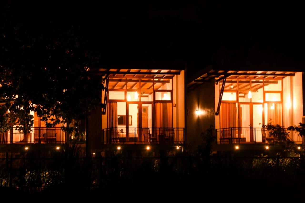 Senu Lagoon Villa 坦加拉 外观 照片